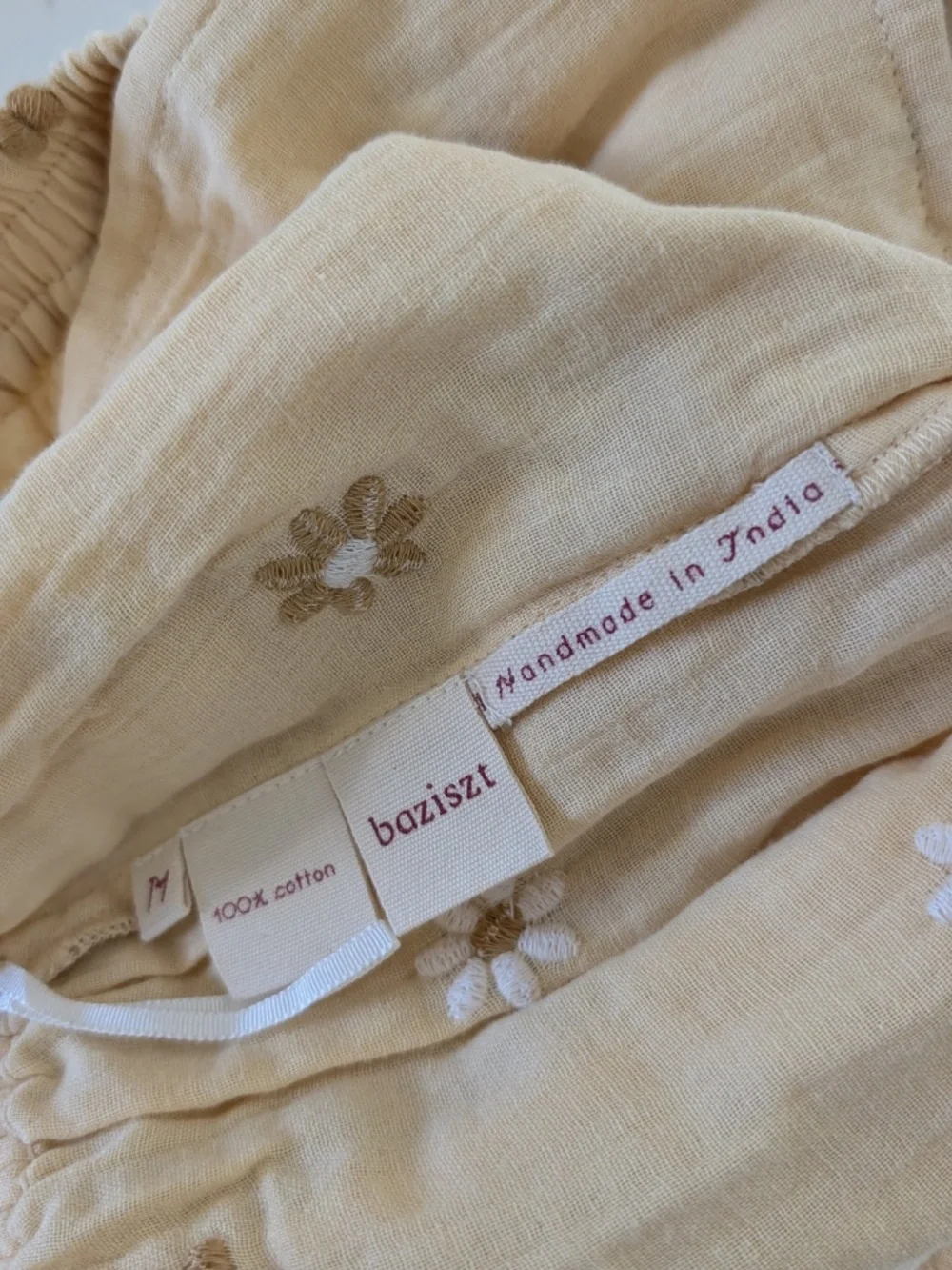 BAZISZT Casas Wildflower Embroidered Shorts Yellow Cotton Muslin Medium NWT - Picture 7 of 12